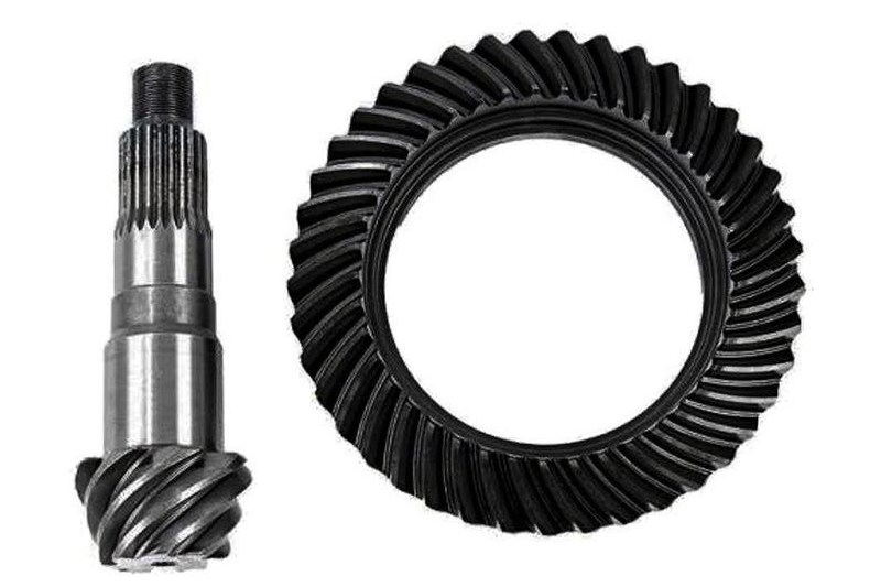 Rear ring and pinion set 4.88 ratio Dana 35 Rough Country