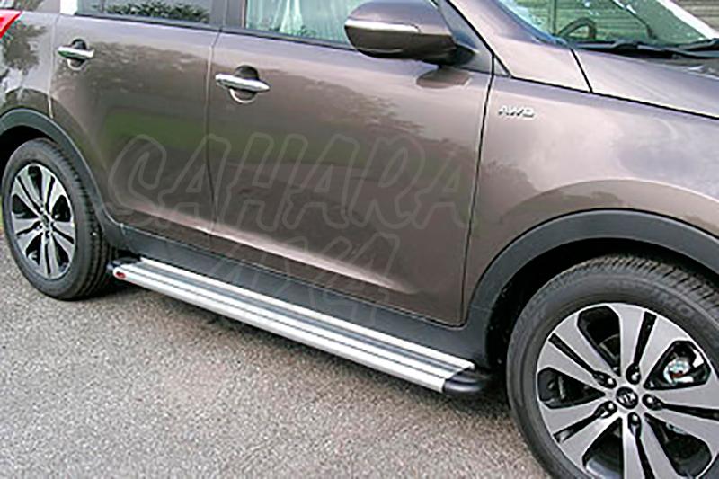 Estribos en plataforma de aluminio. Tipo S50 para Kia Sportage 2010-2015