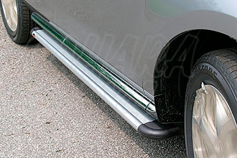 Estribos en plataforma de aluminio. Tipo S50 para Mazda CX-7 2011-