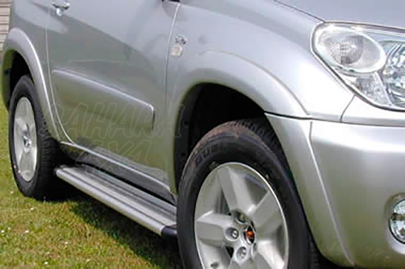 Estribos en plataforma de aluminio. Tipo S50 para Toyota Rav4 2003-2005