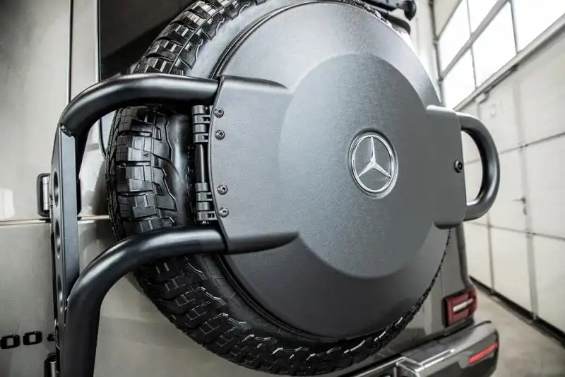 Tapa para el soporte de la rueda de repuesto, Mercedes G463A
