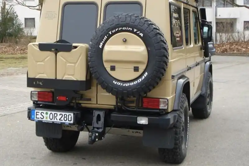 Bracket for 2 jerry cans for the ORC spare wheel holder left side 
