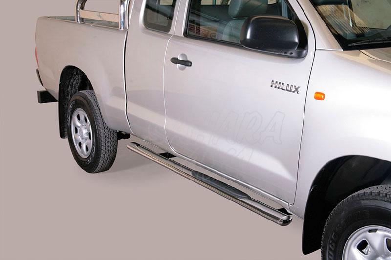 Pareja de estribos en tubo inox, seccin oval, con pisantes para Toyota Hilux Vigo 2005-2016 - Para Extra cabina