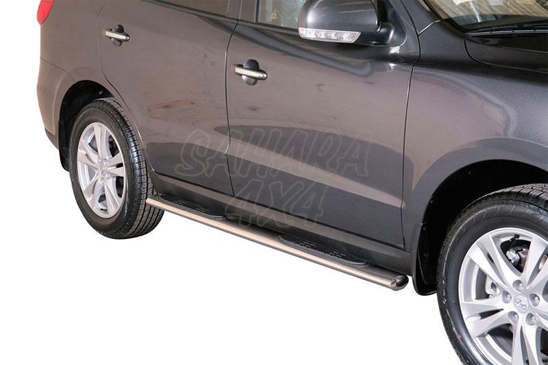 Estribos en tubo inox, sección oval, con pisantes para Hyundai Santa Fe 2010-2012