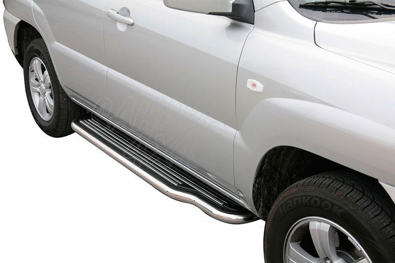 Estribos en plataforma con tubo inox 50mm para Kia Sportage 2008-2010