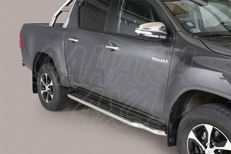 Estribos en plataforma con tubo inox 50mm para Toyota Hilux Revo 2016-