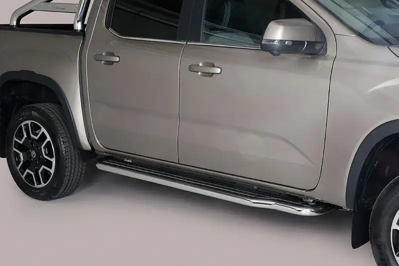 Estribos en plataforma con tubo inox Ø50mm (doble cabina) para Ford Ranger 2023-