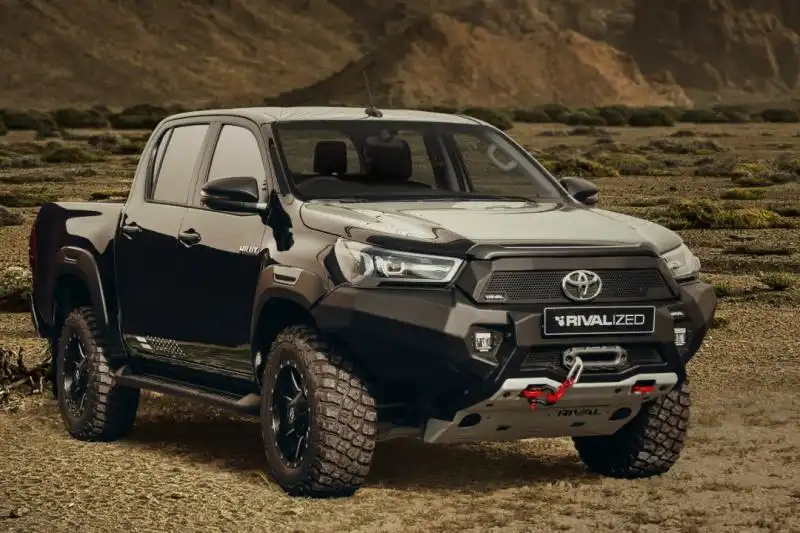 Toyota Hilux 2021- (inc. Invincible) RIVAL aluminum bumper w/ RIVAL grill