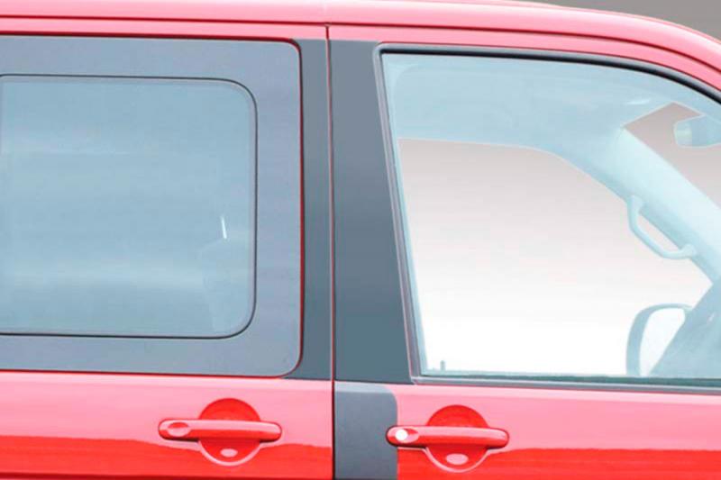 Window frame trims (B-pillar) in ABS, black color