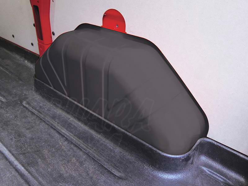 Protector de paso de rueda interior en ABS, color negro