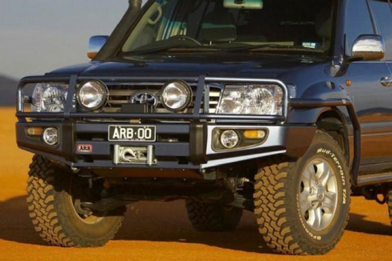 Winch Bar ARB Delantera TOYOTA HDJ-200 DESDE 12-9/15 (Mod con lavafaros) - TOYOTA HDJ-200 DESDE 12 TO 9/15 (Mod  (Mod con lavafaros)