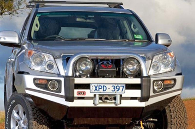 Paragolpes Delantero Sahara Bar ARB LAND CRUISER 150 (2009-2013) VX & KAKADU con defensa - Incluye faros antinibelas Led , CEE,