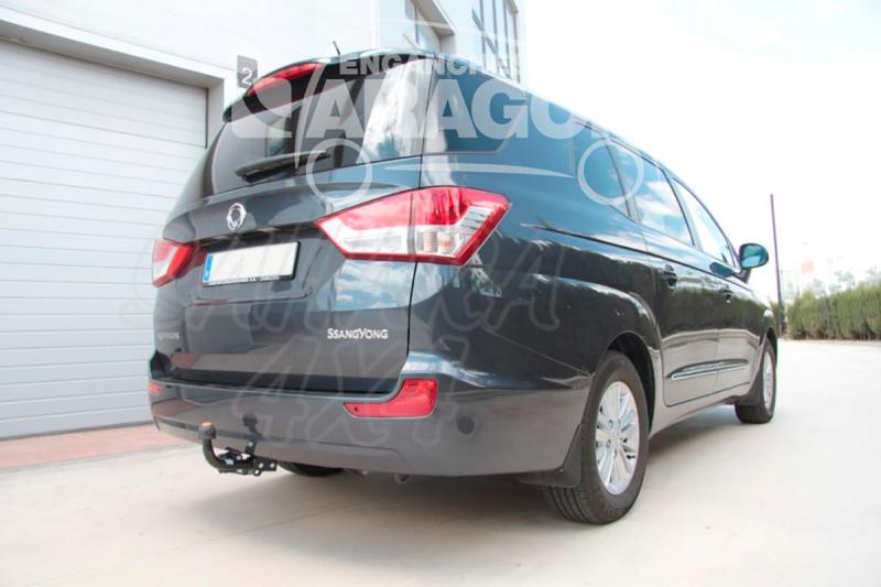 Enganche de Remolque Fijo SsangYong Rodius 2013- - Consultar homologacion.