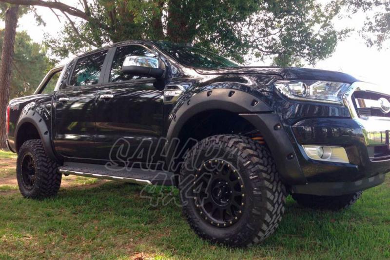 Fender Flares for Ford Ranger PX1, PX2 and PX3 Raptor/Wildtrak - 55 mm wide - ASB Plastic, black color.