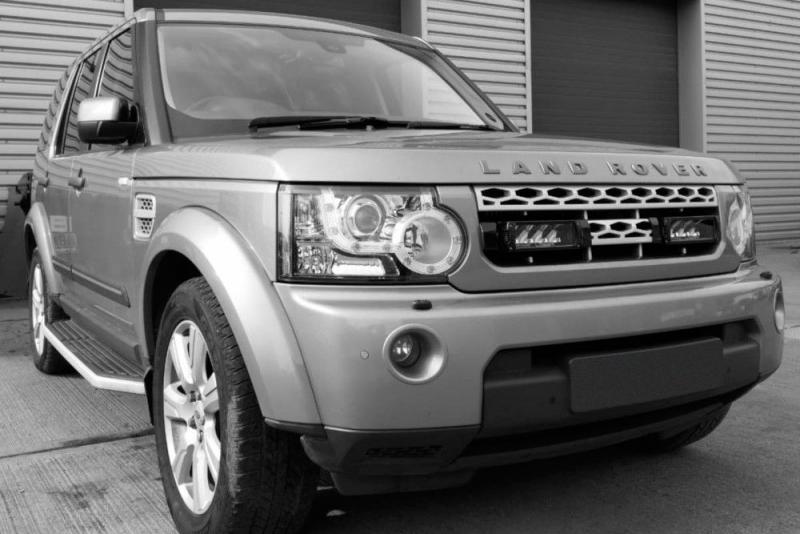 Land Rover Discovery4 (2009+) Grille Kit Triple-R 750 