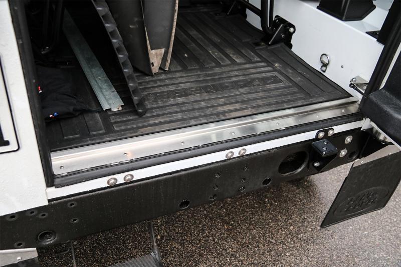 Umbral de puerta trasera Land Rover Defender - Disponible para Defender 90 , 110