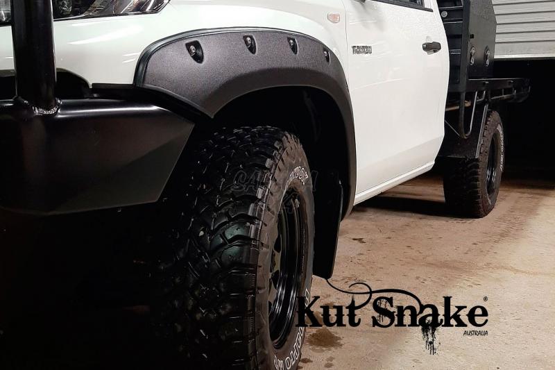  Fender Flares for Mitsubishi L200 (2018-) - 70 mm wide - ASB Plastic, black color.