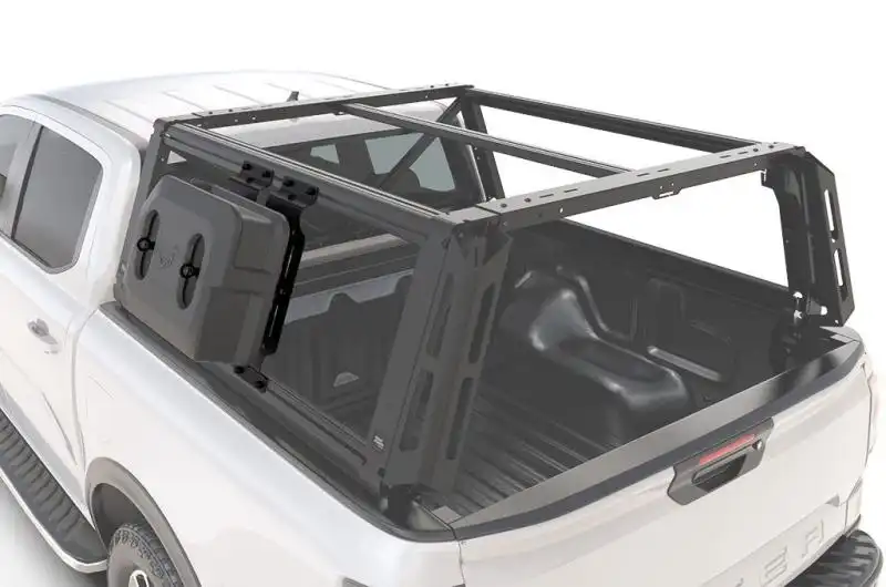 Juego para agua para caja Pro / 20L - El agua debe ser fcilmente accesible cuando est en la carretera con su camioneta. Eso es exactamente lo que ofrece el juego para agua en caja Pro con cerradura, ya que se fija al lateral de su sistema de caja Pro, 20 litros de agua a su disposicin.