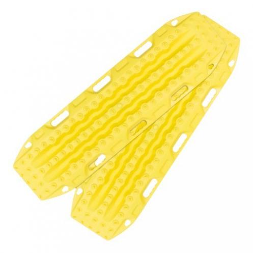MAXTRAX MKII- color amarillo - Estosavanzados dispositivos de recuperacinMAXTRAXMKII de traccin 4x4, ligeros yresistentes, utilizan dientes integrados que se agarran a la banda de rodadurade un neumtico para proporcionar traccin en la arena, el barro o la nieve.