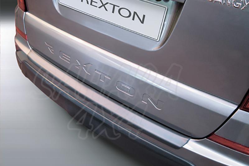 Rear Bumper Protector for SsangYong Rexton W - The solution to protect the top of the rear bumper