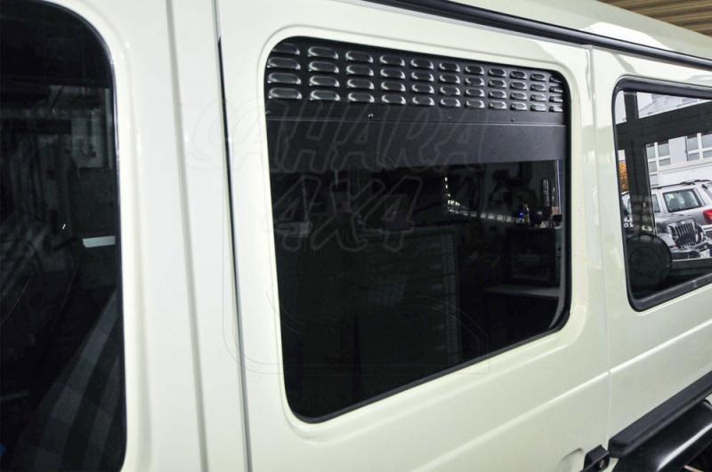 Ventilation plates rear side windows Merdeces G