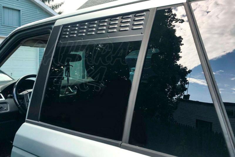 Placas de ventilación de las ventanas laterales traseras Land Rover Range Rover Sport 2006-2010